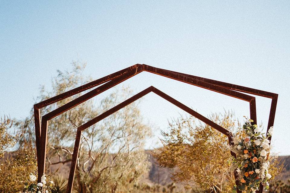 Simple desert garden arch