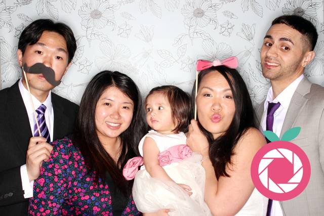 Fresh Pressed Photo Booth