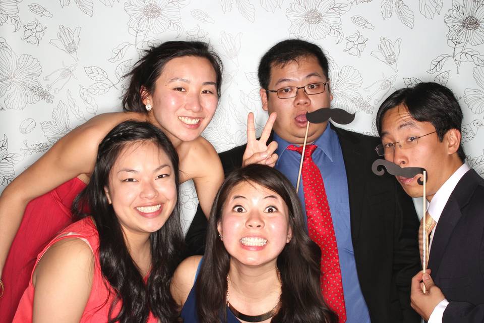 Fresh Pressed Photo Booth
