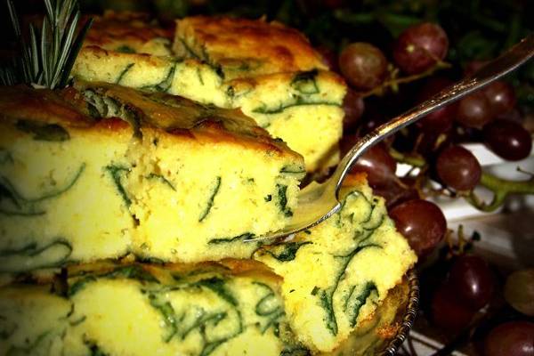 Spinach-Asiago cheese bread