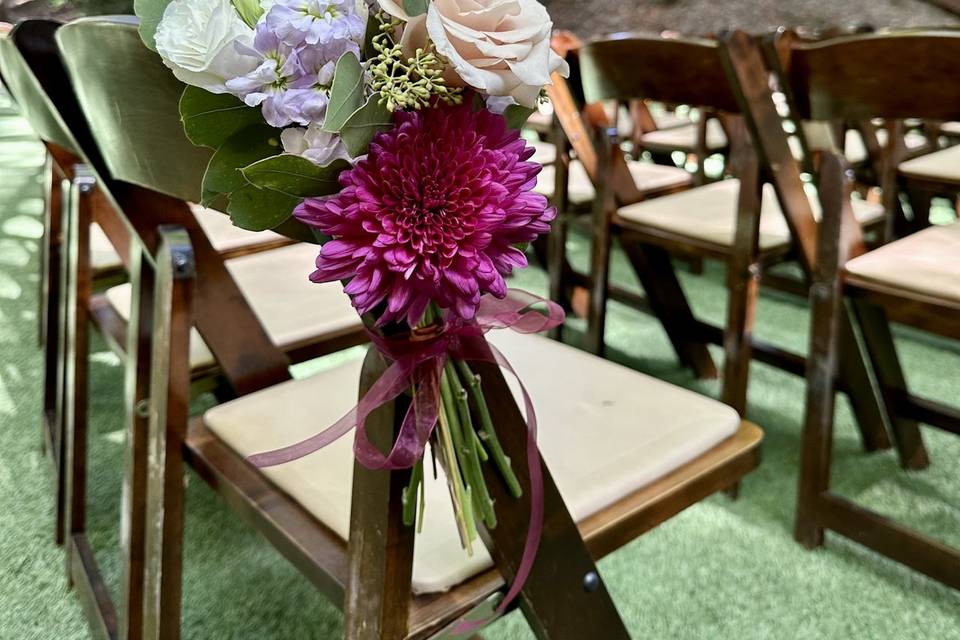Aisle chair bouquet