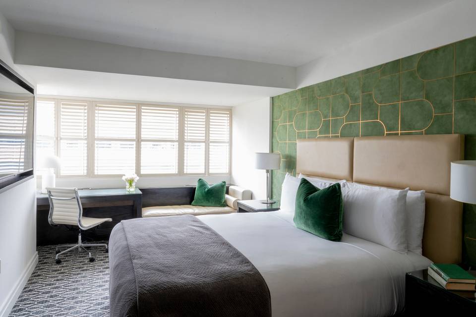 Deluxe King Guest Room