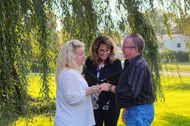 Celebrity Officiant