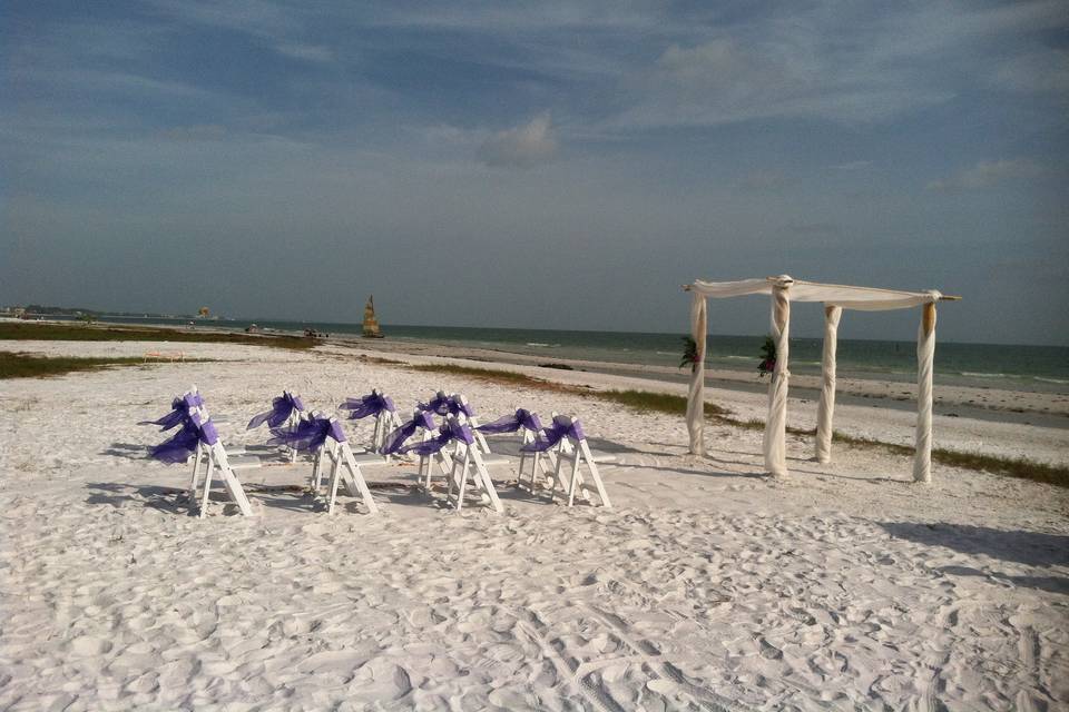 Siesta Beach, Solo