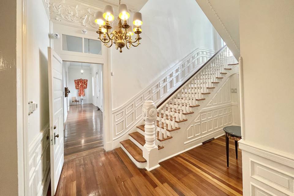 Stairs & Center Hall