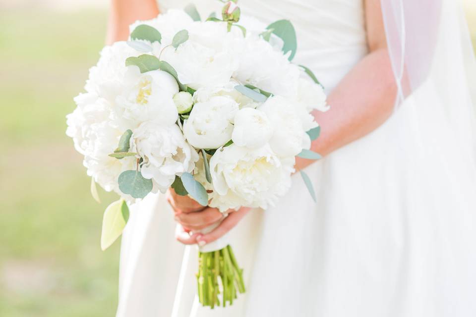 White rose bouquet