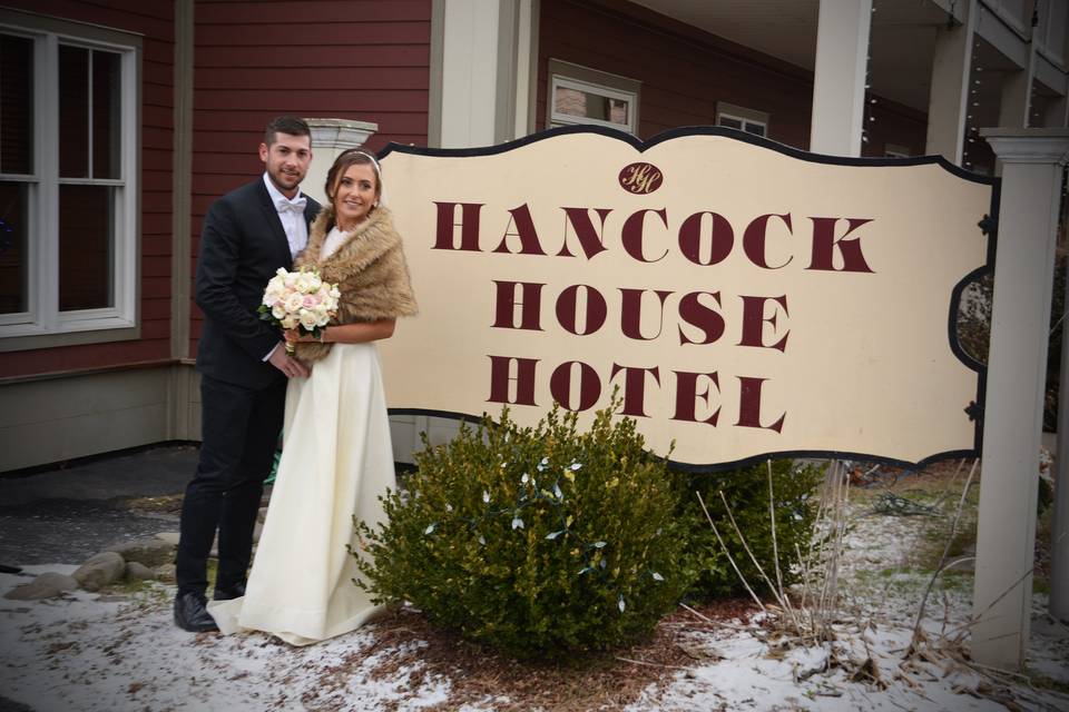 Hancock House Hotel and Maple Room Restaurant