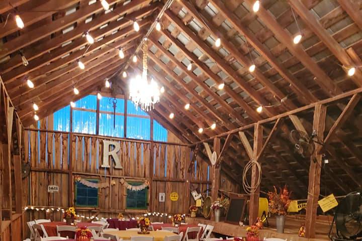 Charming barn reception