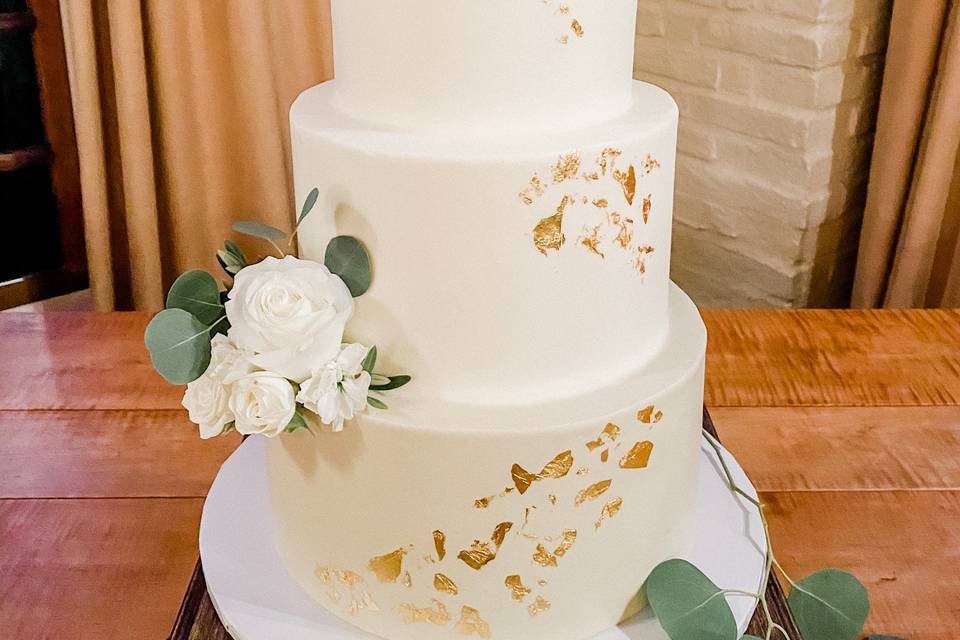 Elegant Tiered Cake