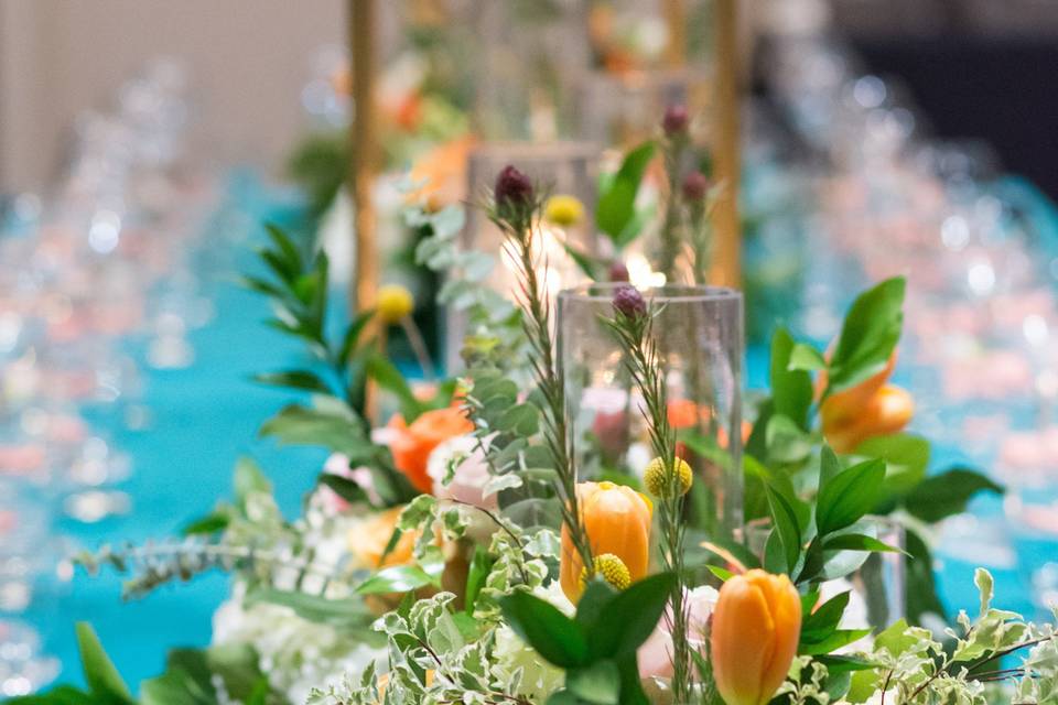 Spring-inspired centerpieces