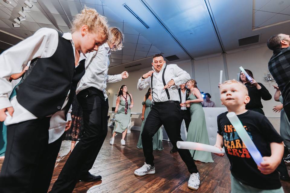 Dance and fun at the reception