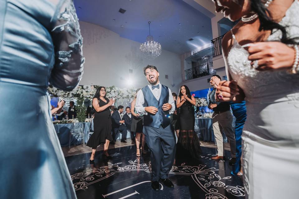 Dance and fun at the reception