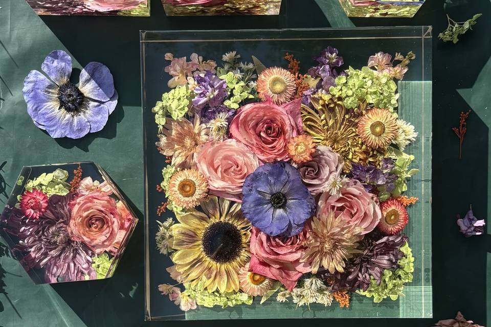 preserved bouquet flowers
