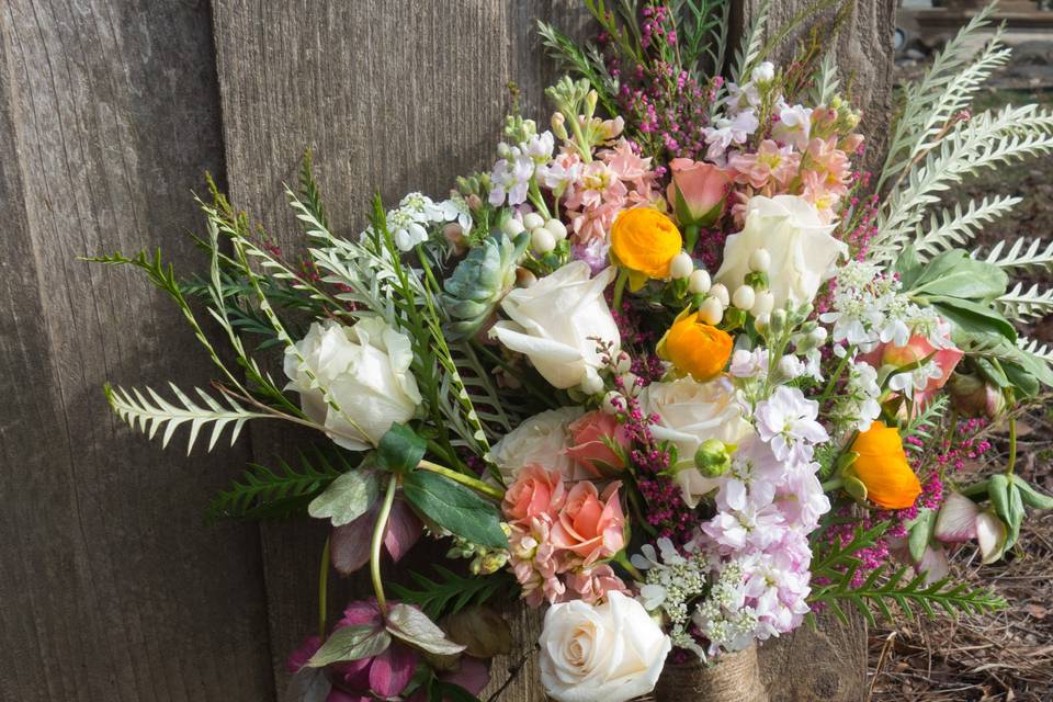 Rustic may bouquet