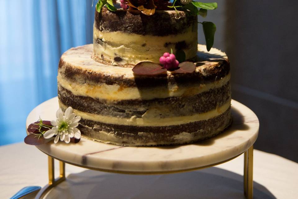 November wedding cake