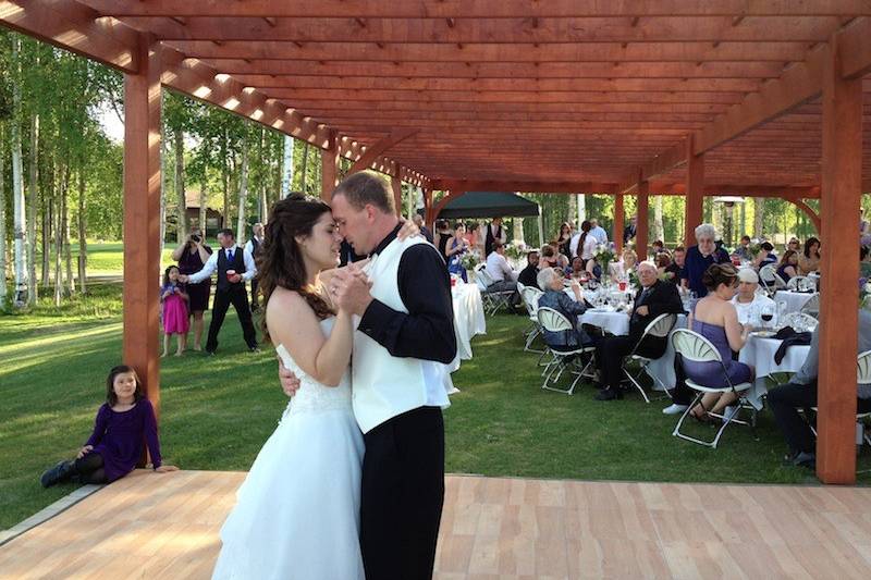 Breath-taking first dance - settler's bay golf course at the albatross