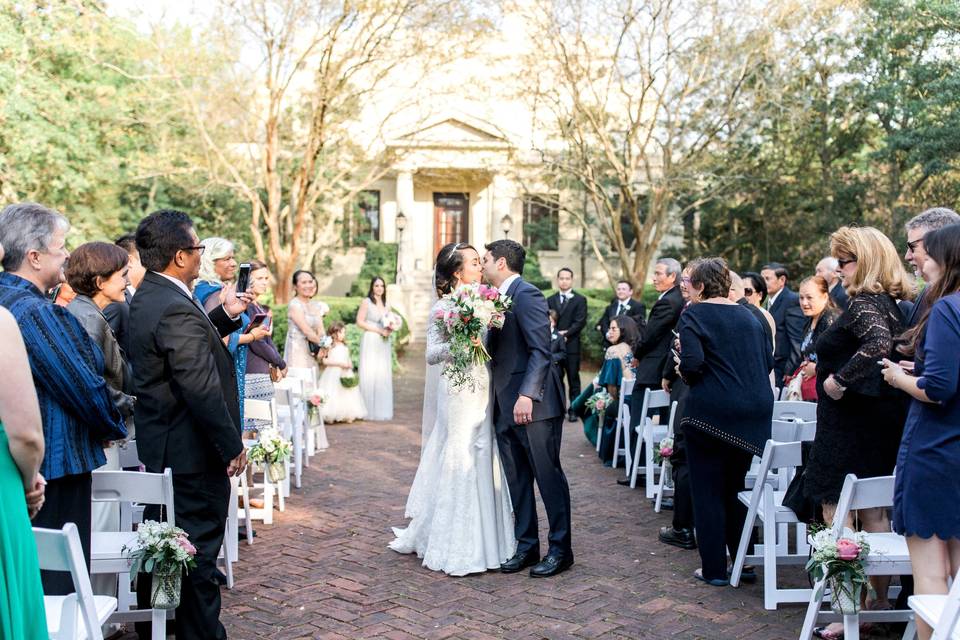 Summertime ceremony - Kelli Lynn Photography