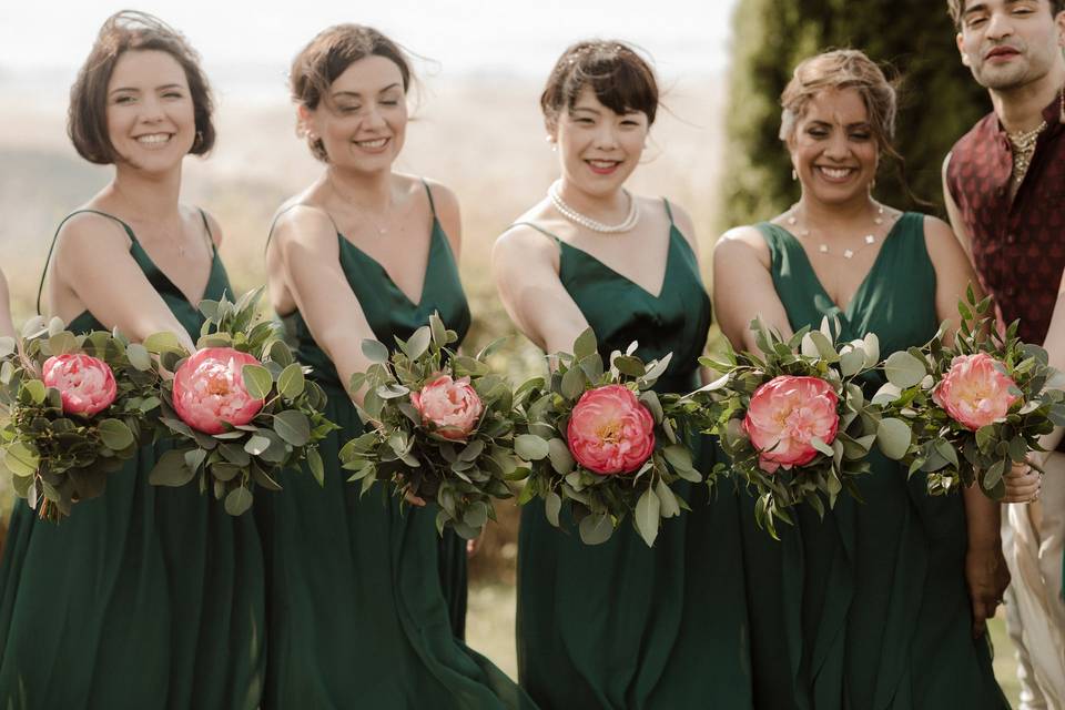 Bridesmaids in green