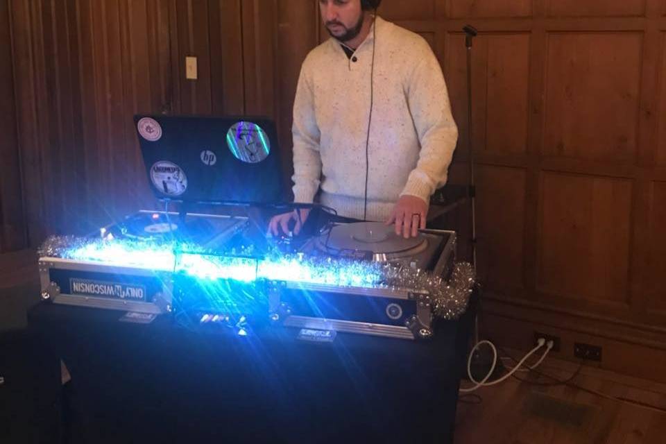Double Ls DJ Service