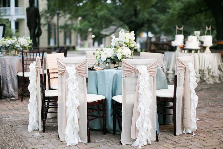 Dainty table setup