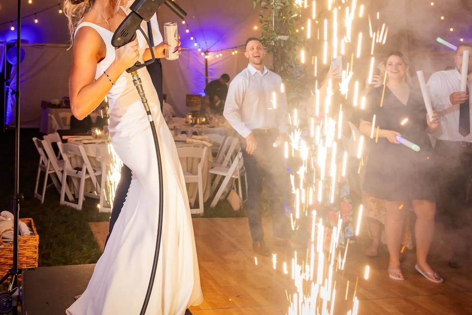 C02 Gun & Sparkler Fountain