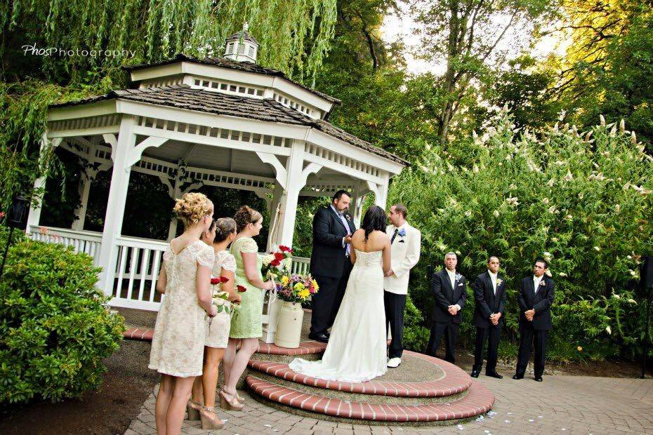 Gazebo wedding