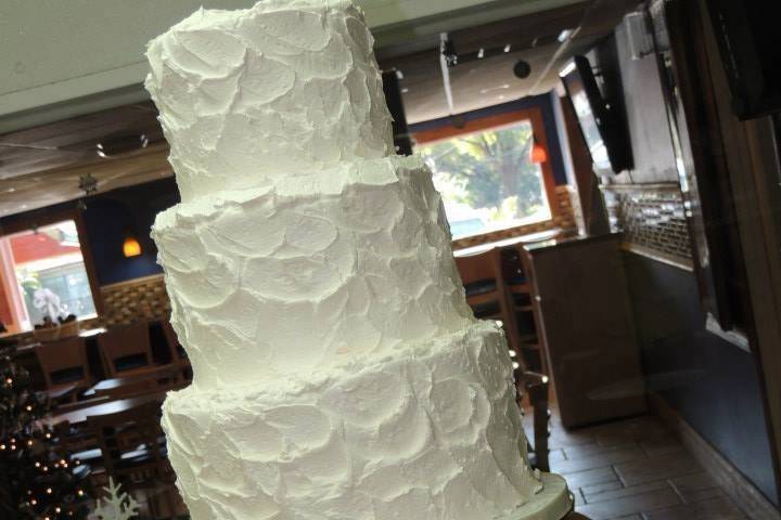 5-tier classic white wedding cake
