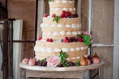 Rustic wedding cake display