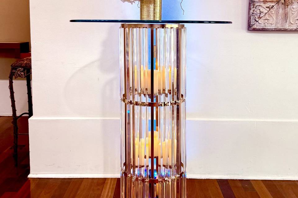 Lighted Avala Table