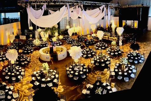 Modular Towers and Chandeliers