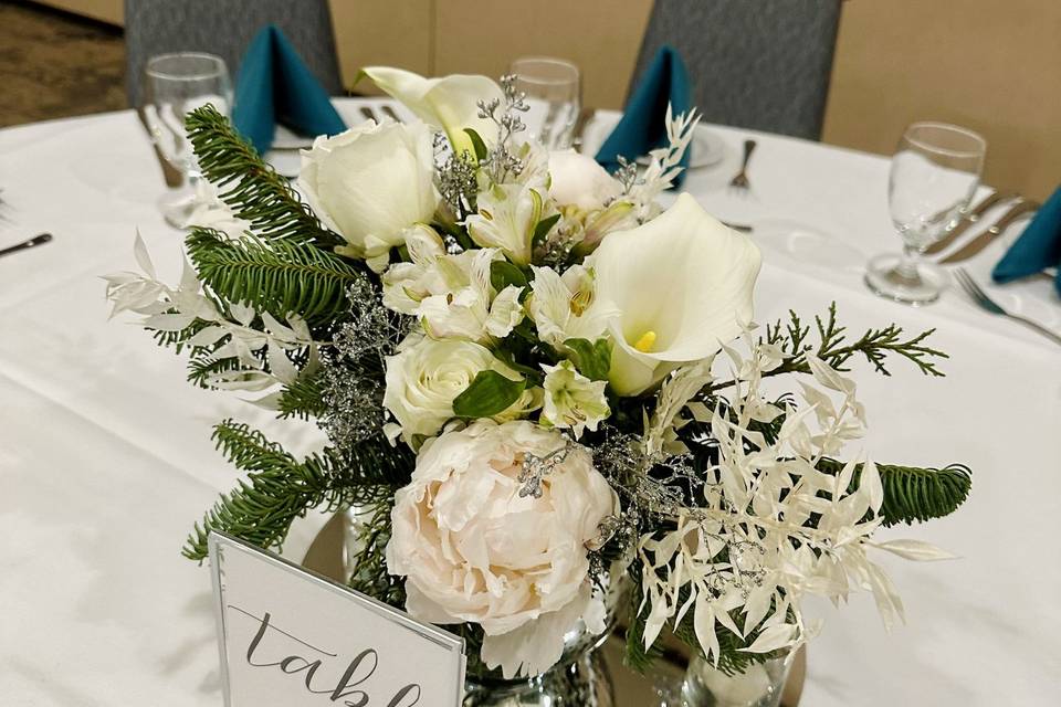 Lapel florals