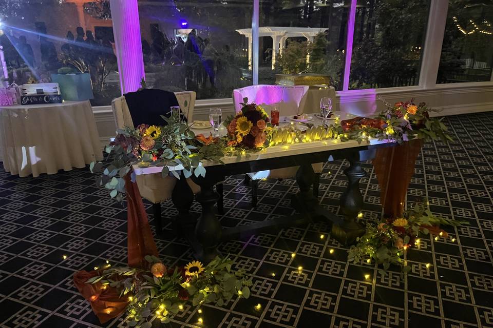 Fall Sweetheart Table