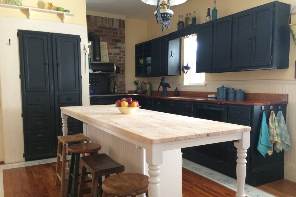 Manor House farm-style kitchen