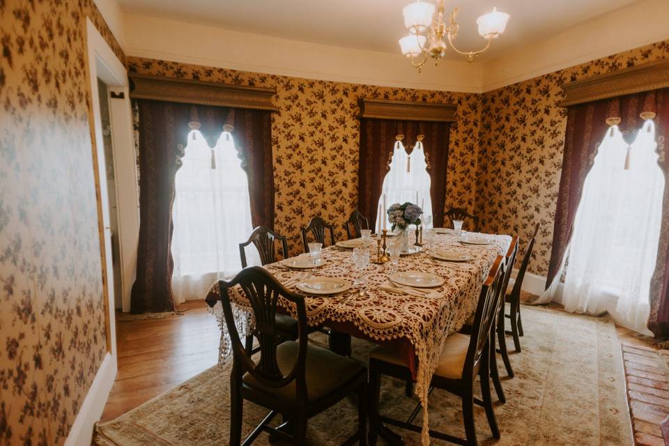 Manor house, dining room