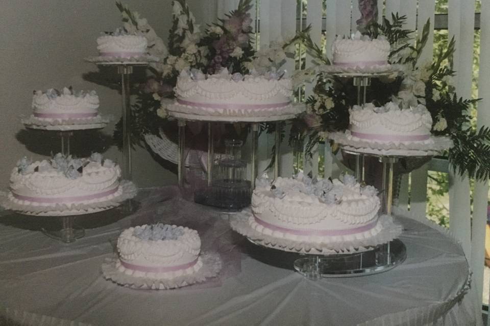Various wedding cakes
