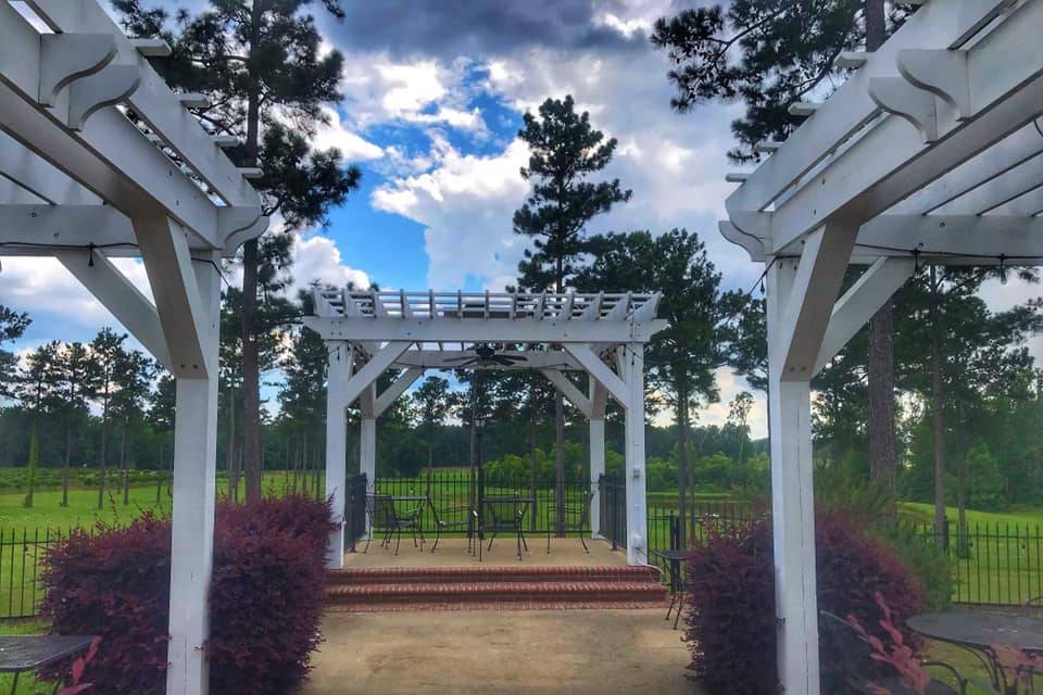Hodges Vineyards & Winery