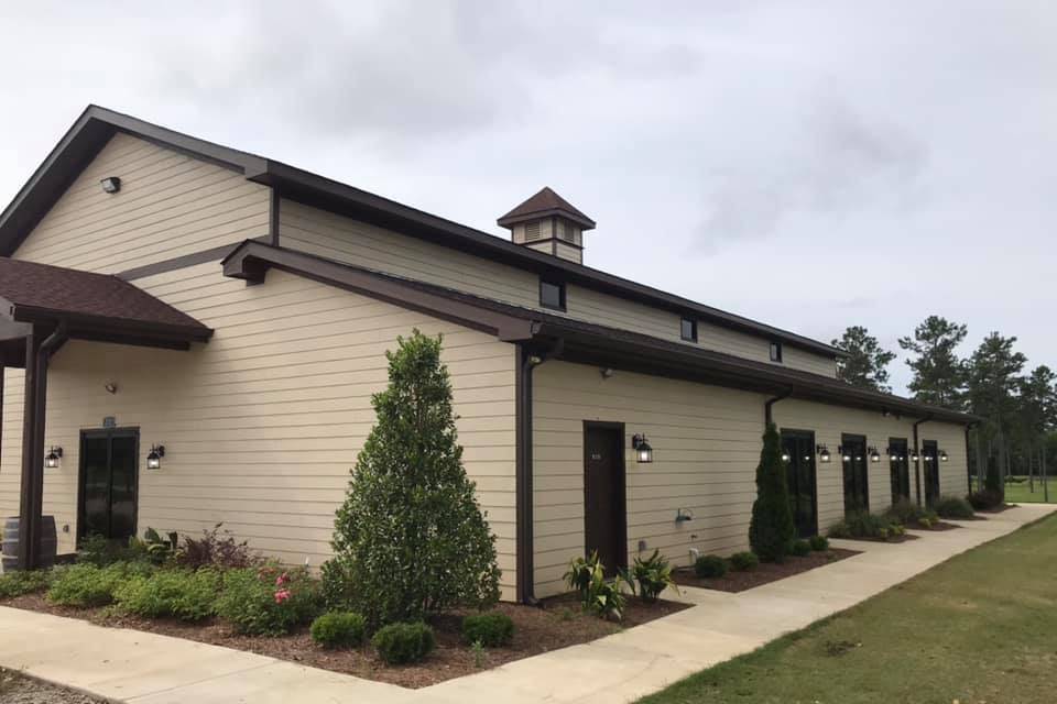 Hodges Vineyards & Winery