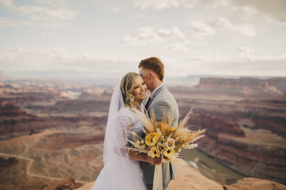 Moab utah wedding