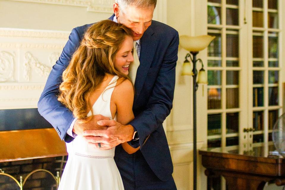 Pre-ceremony moments with Dad