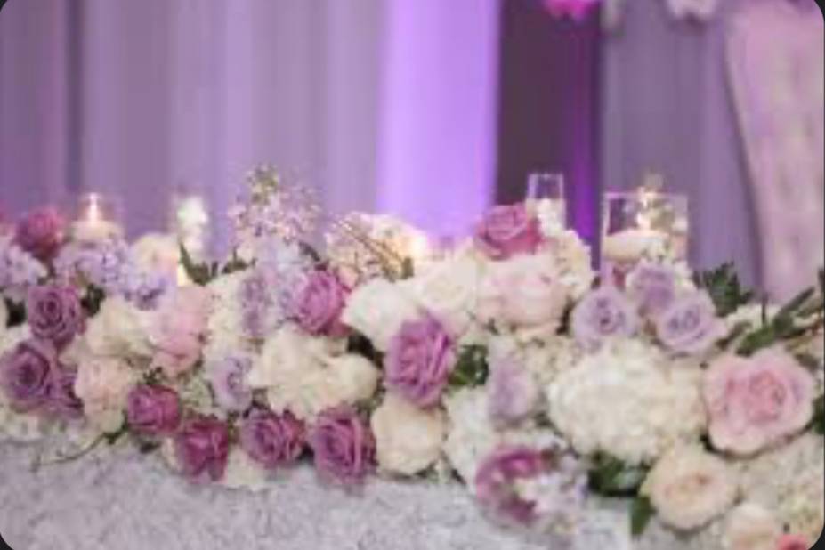 Sweetheart table