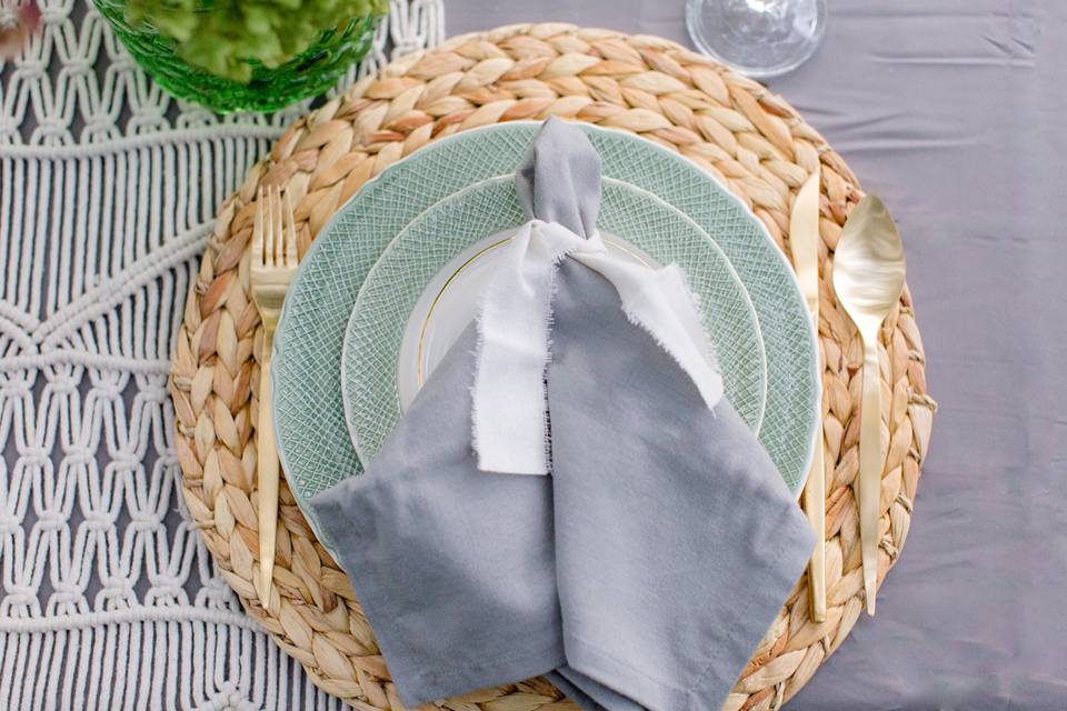 Table setting | Photo by Laura Quintero Photography