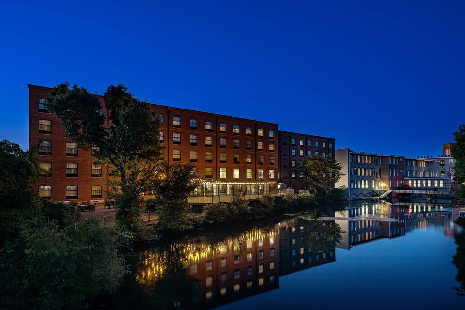 The Loom Hotel with Deck Light
