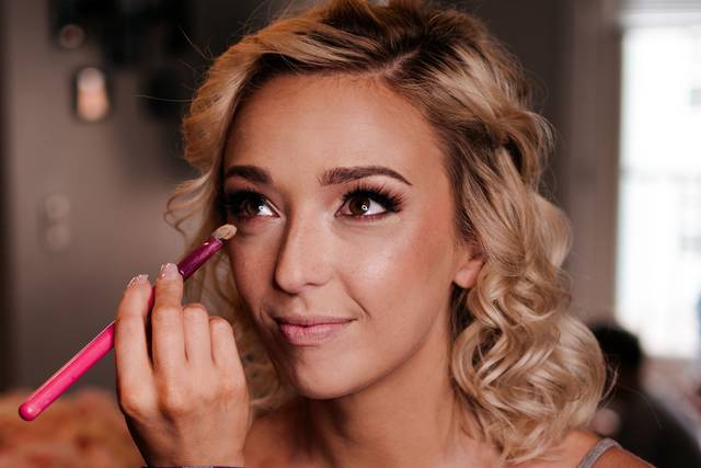 Concealer application