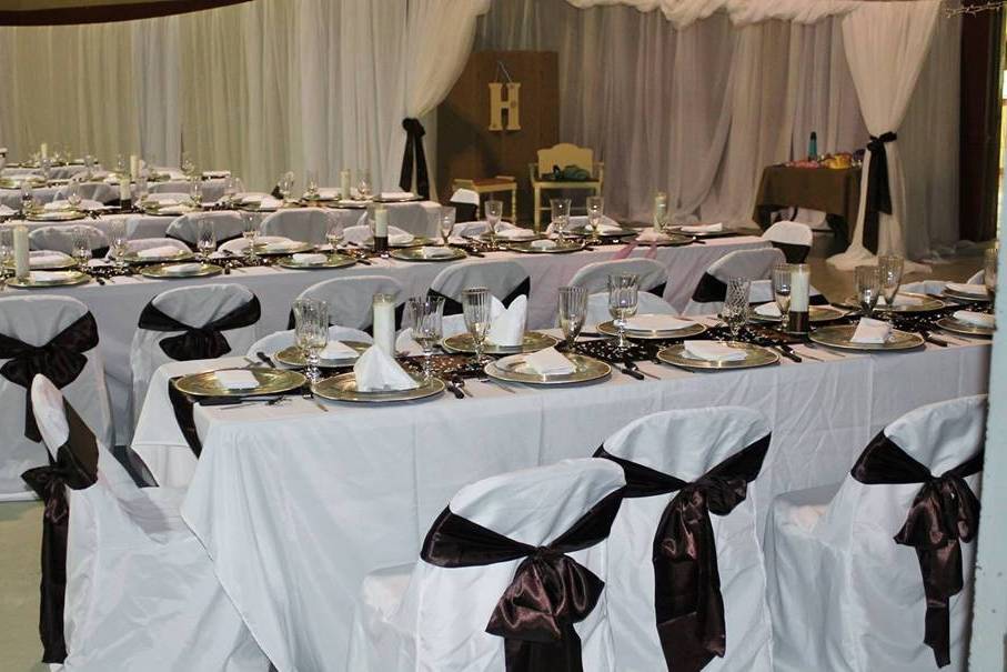 Rebeccas Linens Rentals & Sales