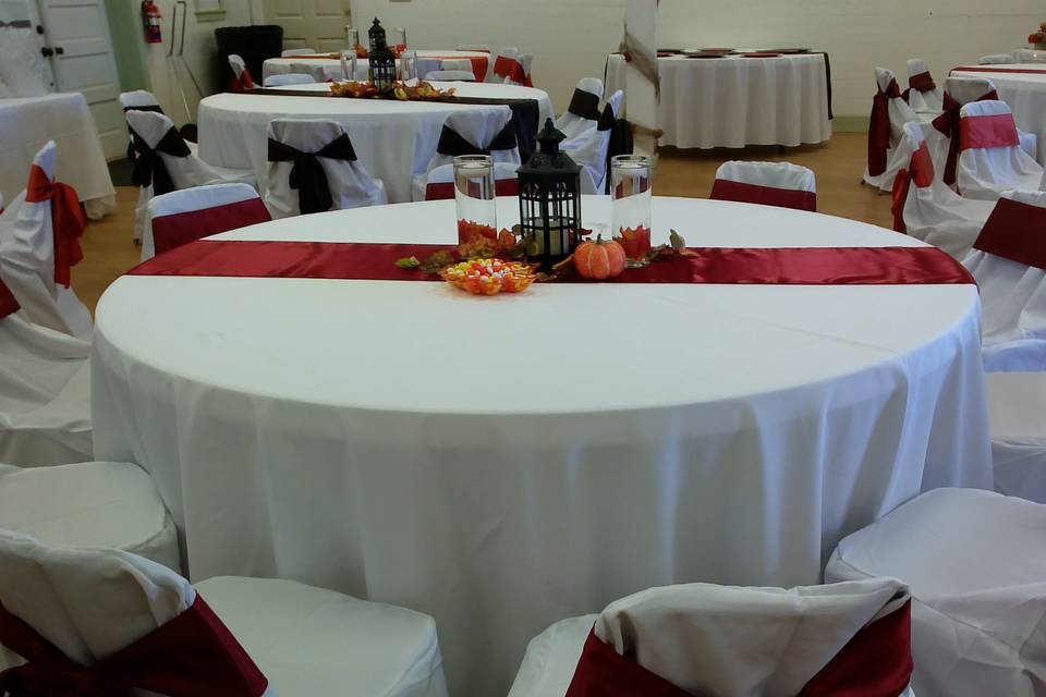 Rebeccas Linens Rentals & Sales