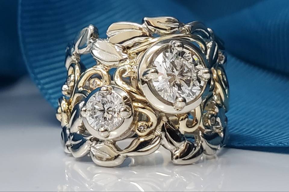 Wide Leaf & Vine Diamond Ring