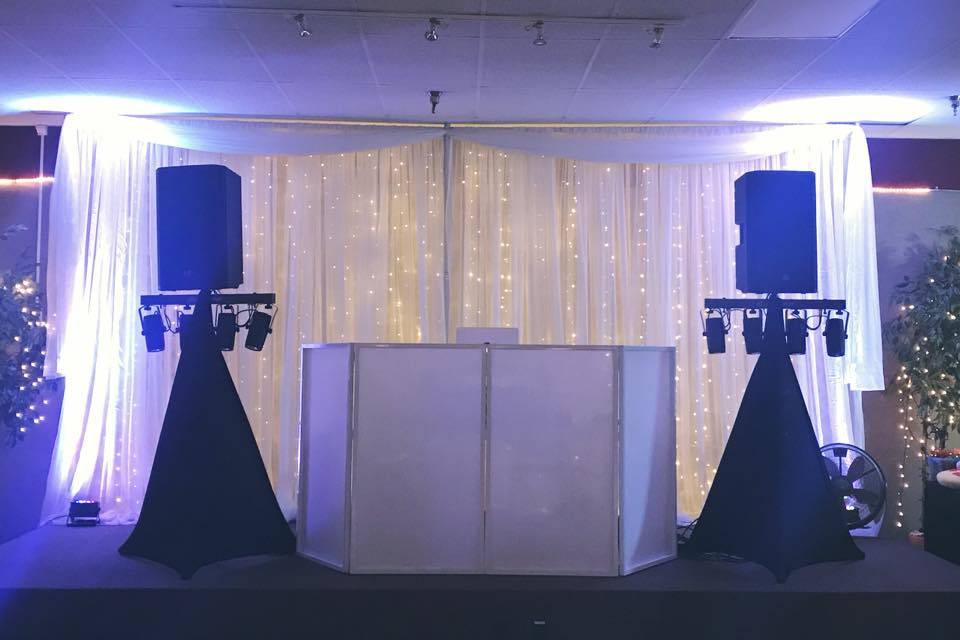 Book That DJ (Professional Wedding DJs)