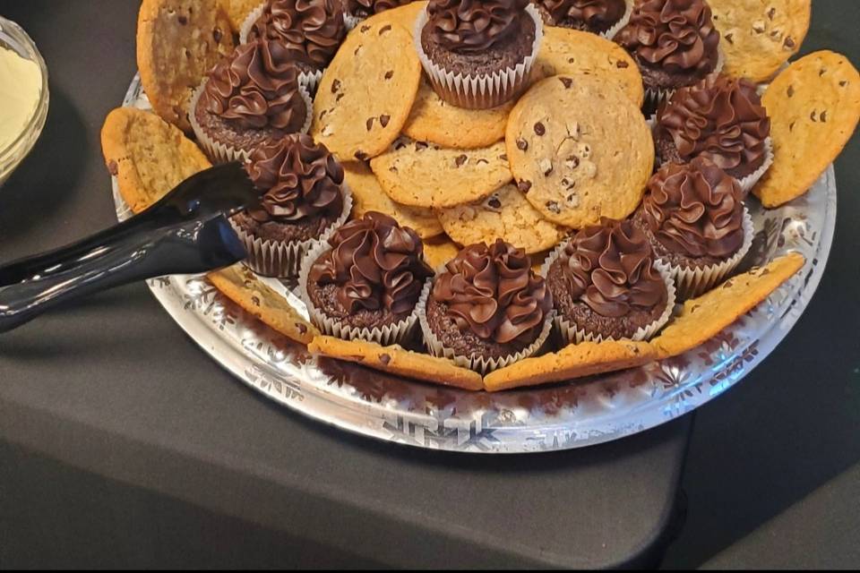 Cookie and cupcakes