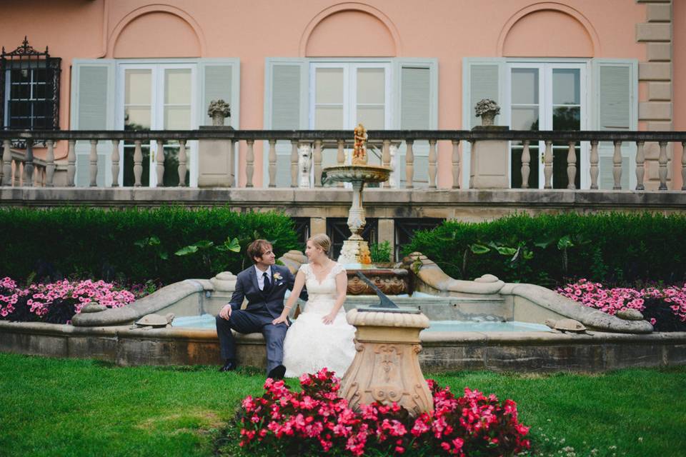 Loyola at Cuneo Mansion and Gardens