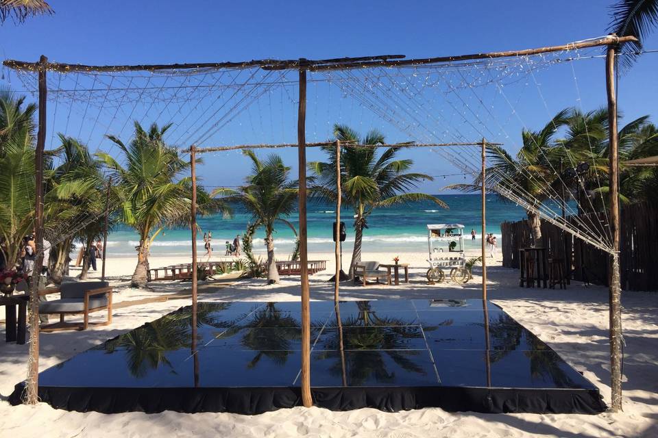 Akiin tulum by the beach